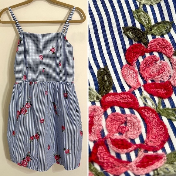 EVERLY Floral Spaghetti Strap Striped Mini Sundress M Coquette Girl Cottagecore - Picture 1 of 14